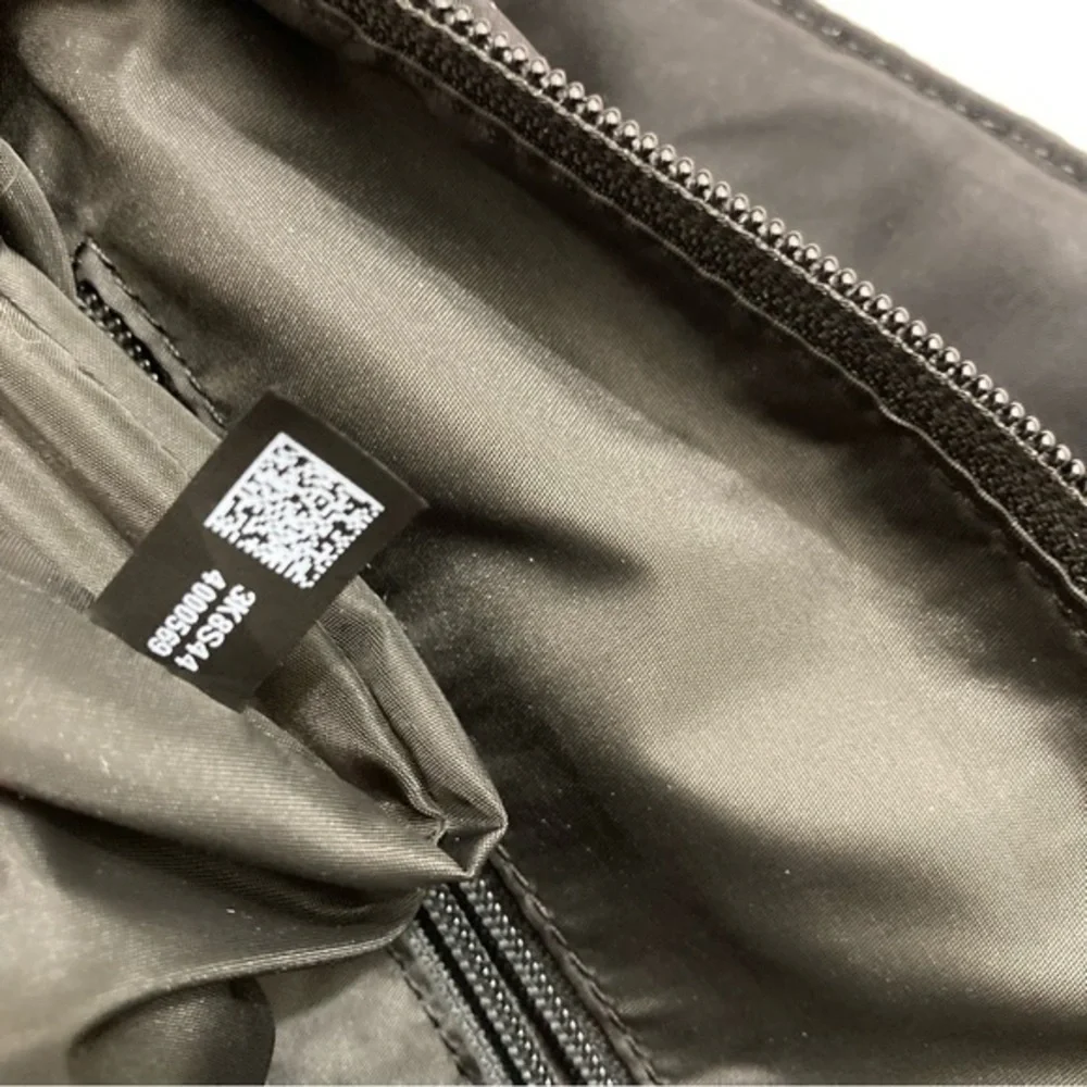 Michael kors black nylon laptop messenger bag unisex